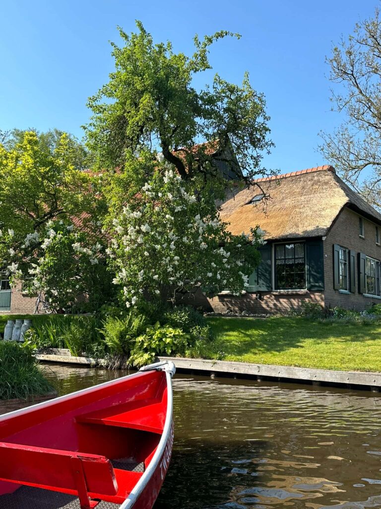 despre city break Giethoorn