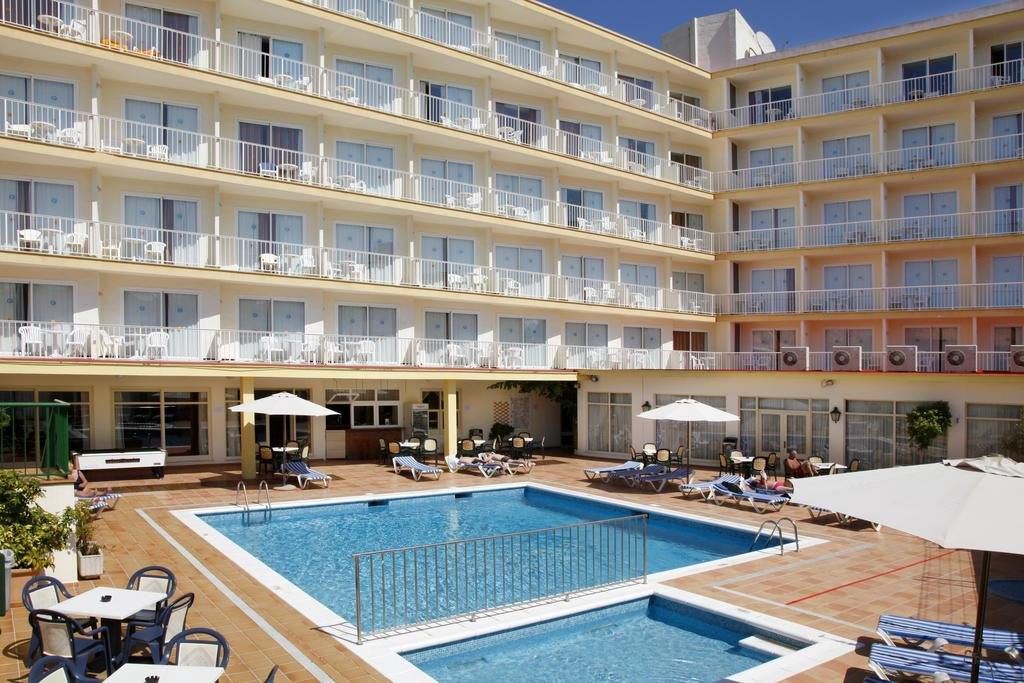 Hotel Roc Linda. Vacanță în Mallorca
