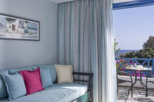 Veggera Beach Hotel Santorini