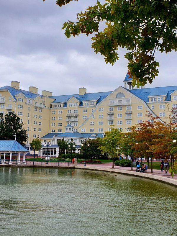 Hoteluri Disneyland Paris