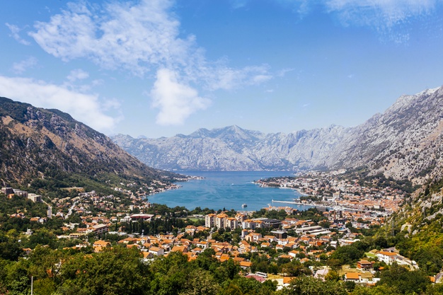 recomandare de vacanță: Kotor Bay, Muntenegru