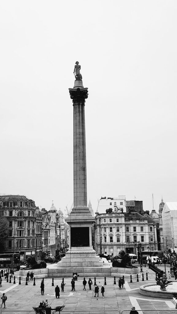 Trafalgar Square: monumente și mistere în inima Londrei