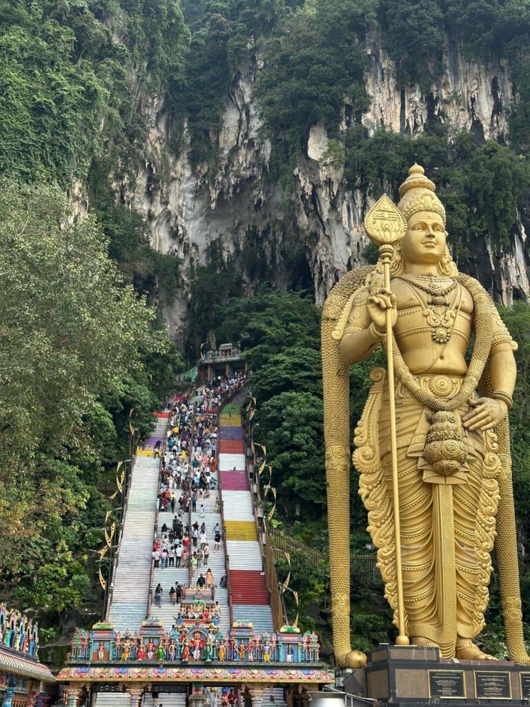 Statuia Zeului Murugan, Batu Caves, Kuala Lumpur, Malaezia